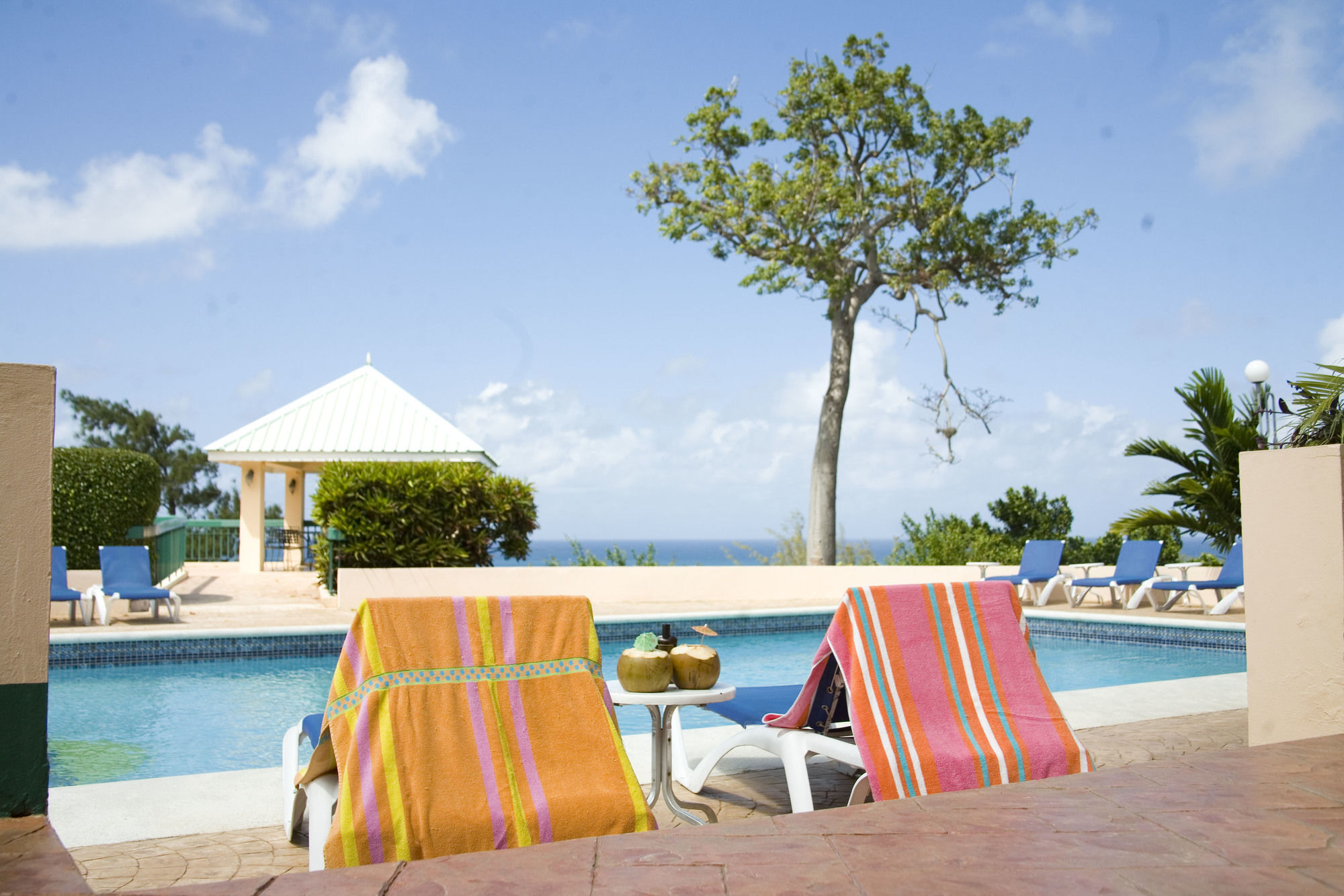 Cardiff Hotel And Spa Runaway Bay Eksteriør billede